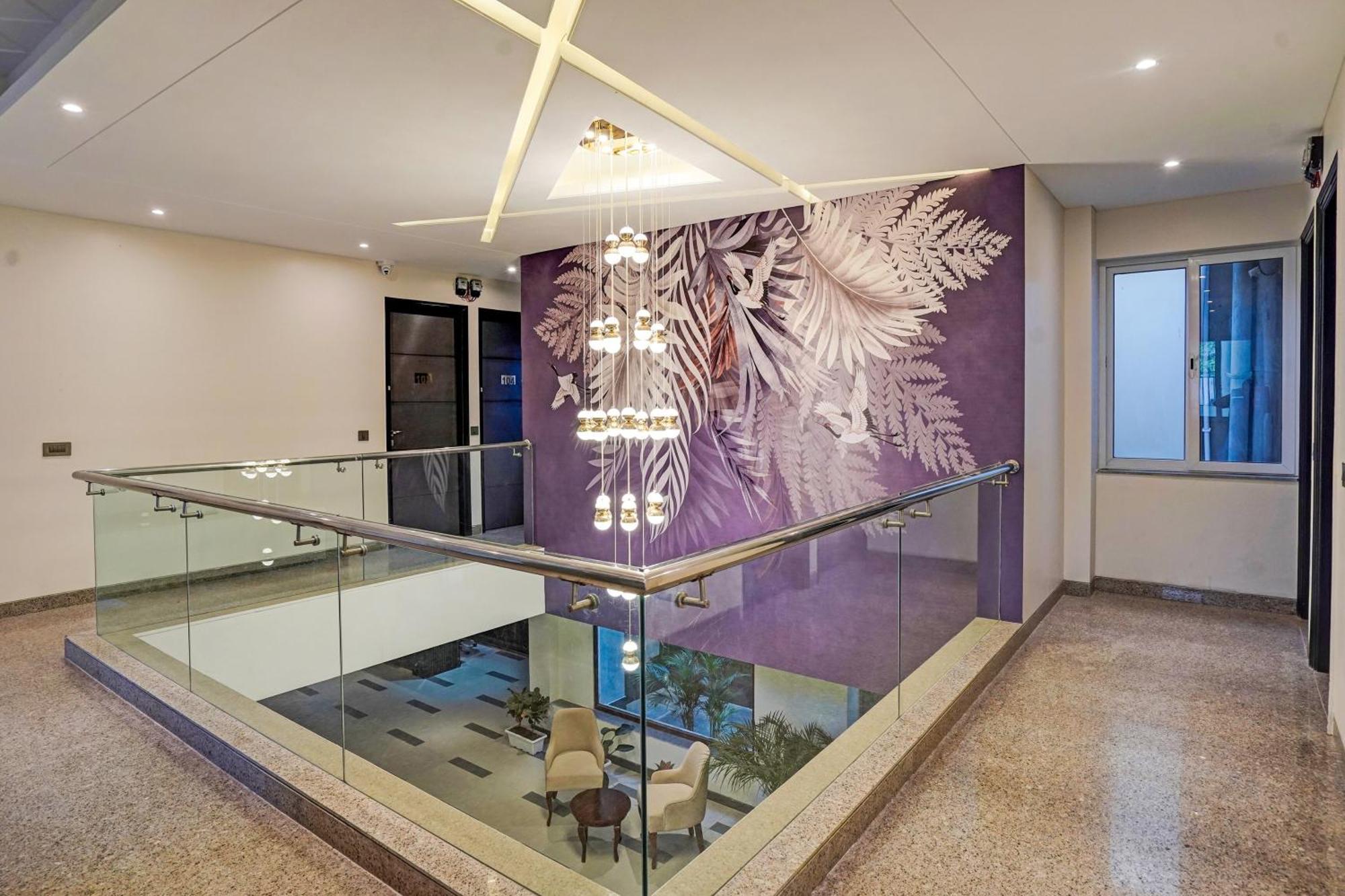 Hotel O Parkinn Ґурґаон Екстер'єр фото