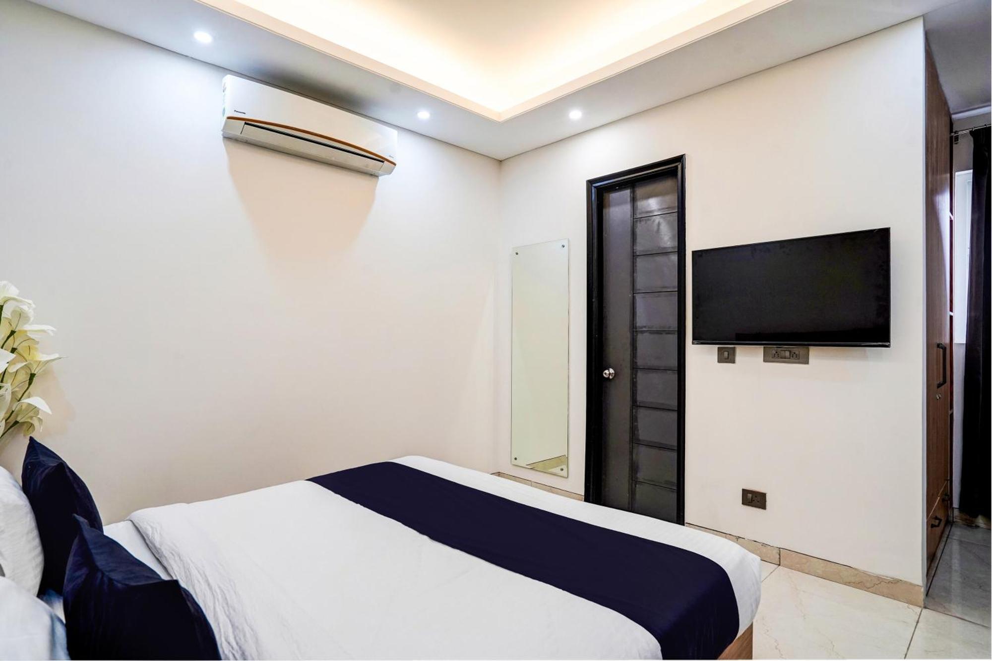 Hotel O Parkinn Ґурґаон Екстер'єр фото